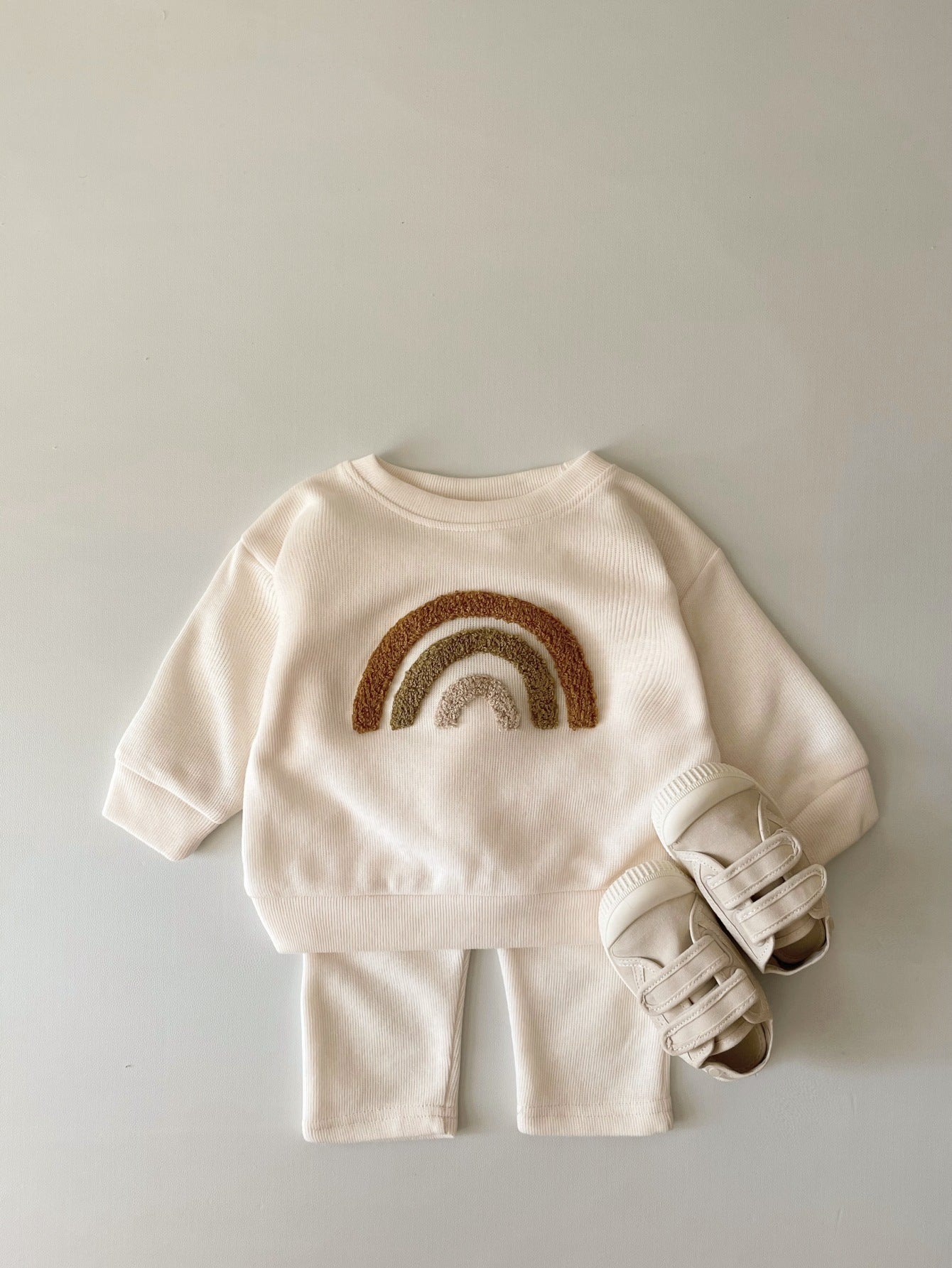 Letter Print Cozy Set - Korean Style Cotton Outfit for Little Scholars