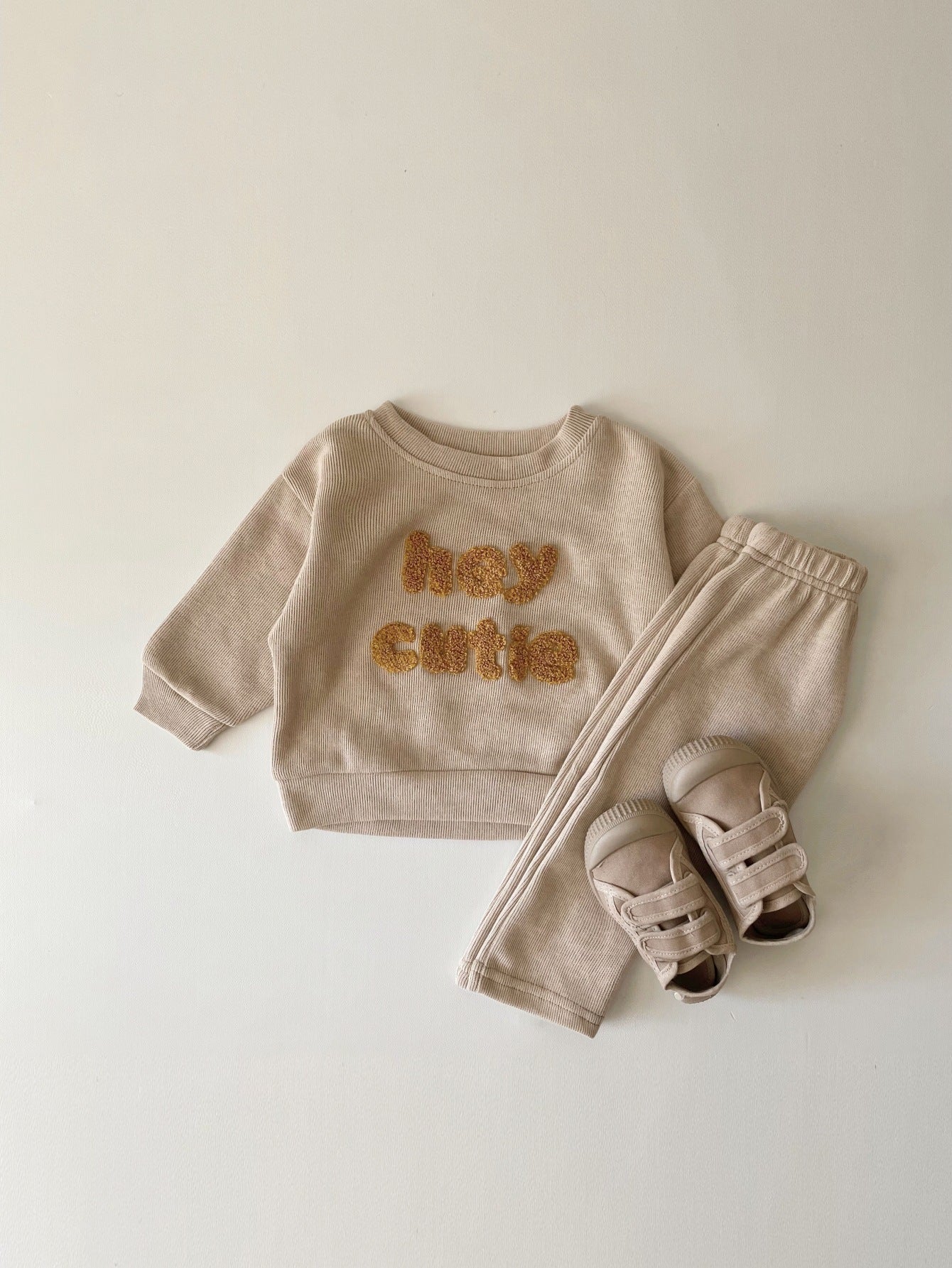 Letter Print Cozy Set - Korean Style Cotton Outfit for Little Scholars